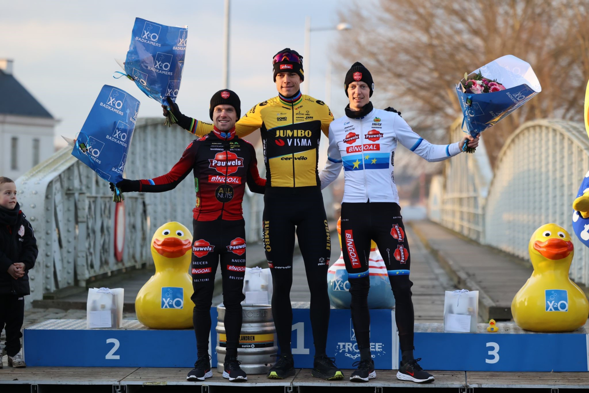 Veldritkrant Be Nieuws Van Aert Zegeviert In De Flandriencross